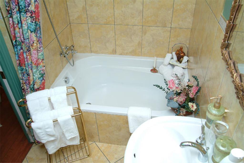 קוויבק סיטי L'Arvidienne Couette Et Cafe חדר תמונה